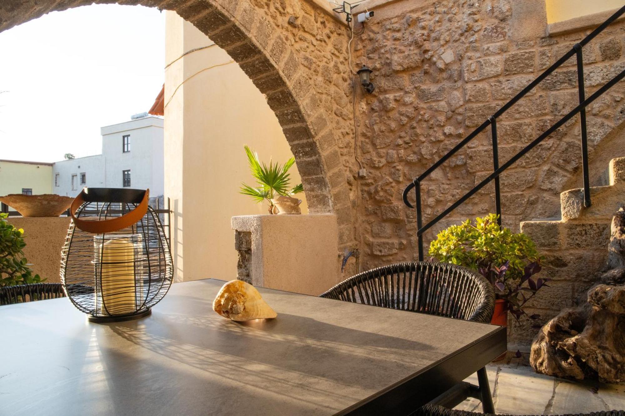 The Old Town House Apartment Rhodes City ภายนอก รูปภาพ