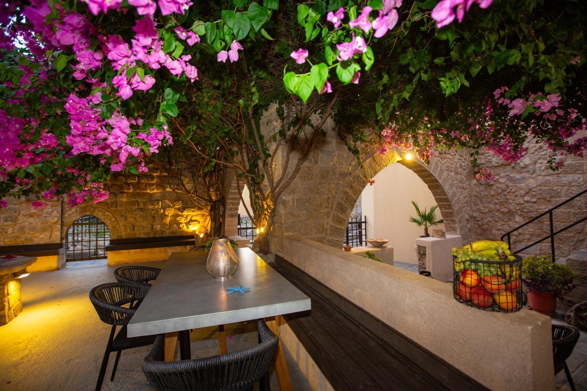 The Old Town House Apartment Rhodes City ภายนอก รูปภาพ