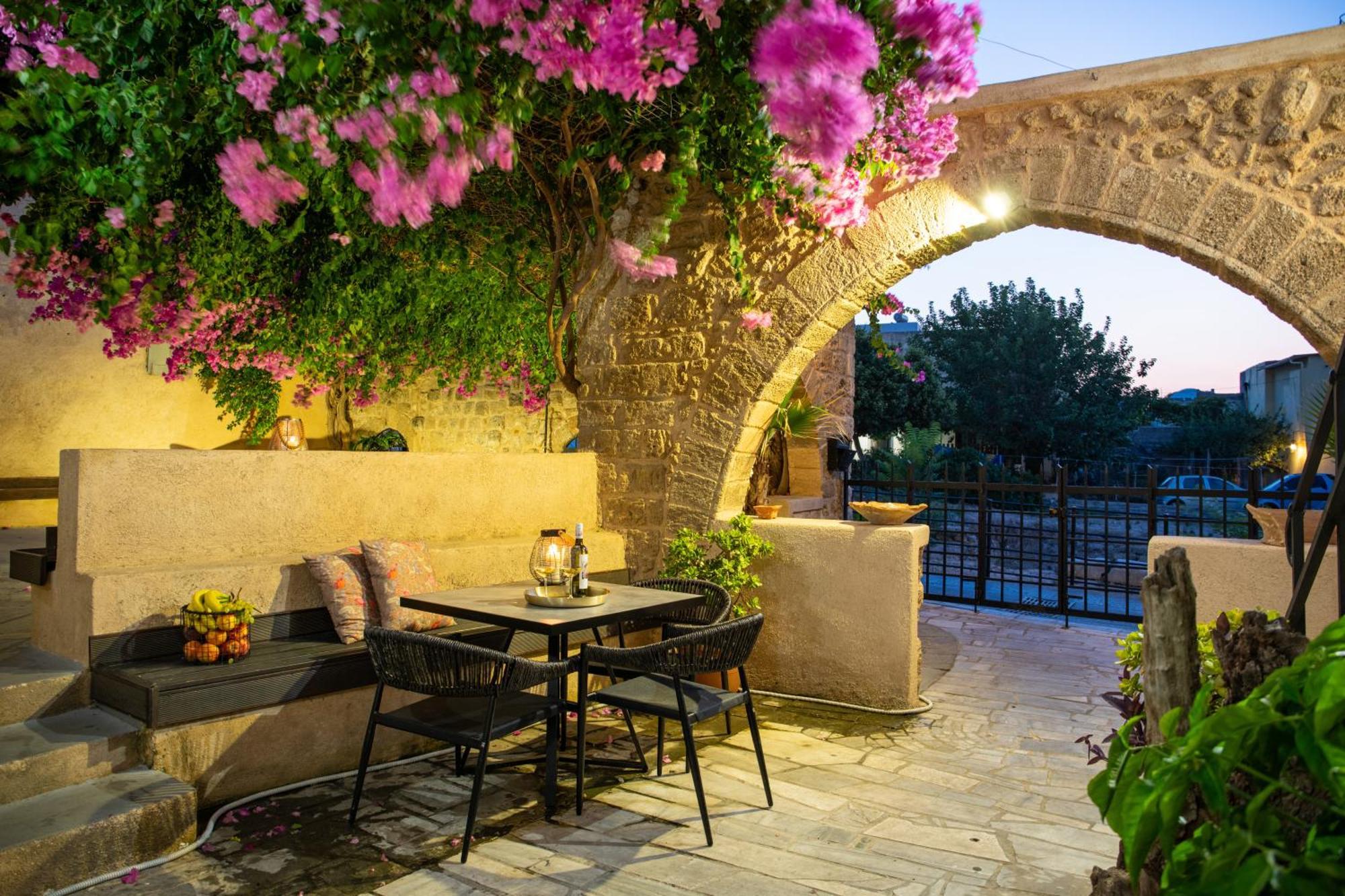 The Old Town House Apartment Rhodes City ภายนอก รูปภาพ