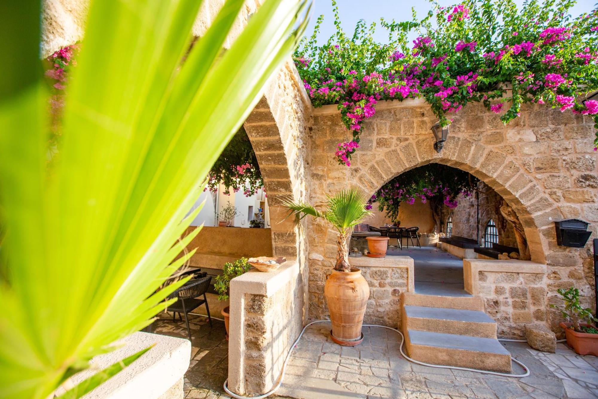 The Old Town House Apartment Rhodes City ภายนอก รูปภาพ
