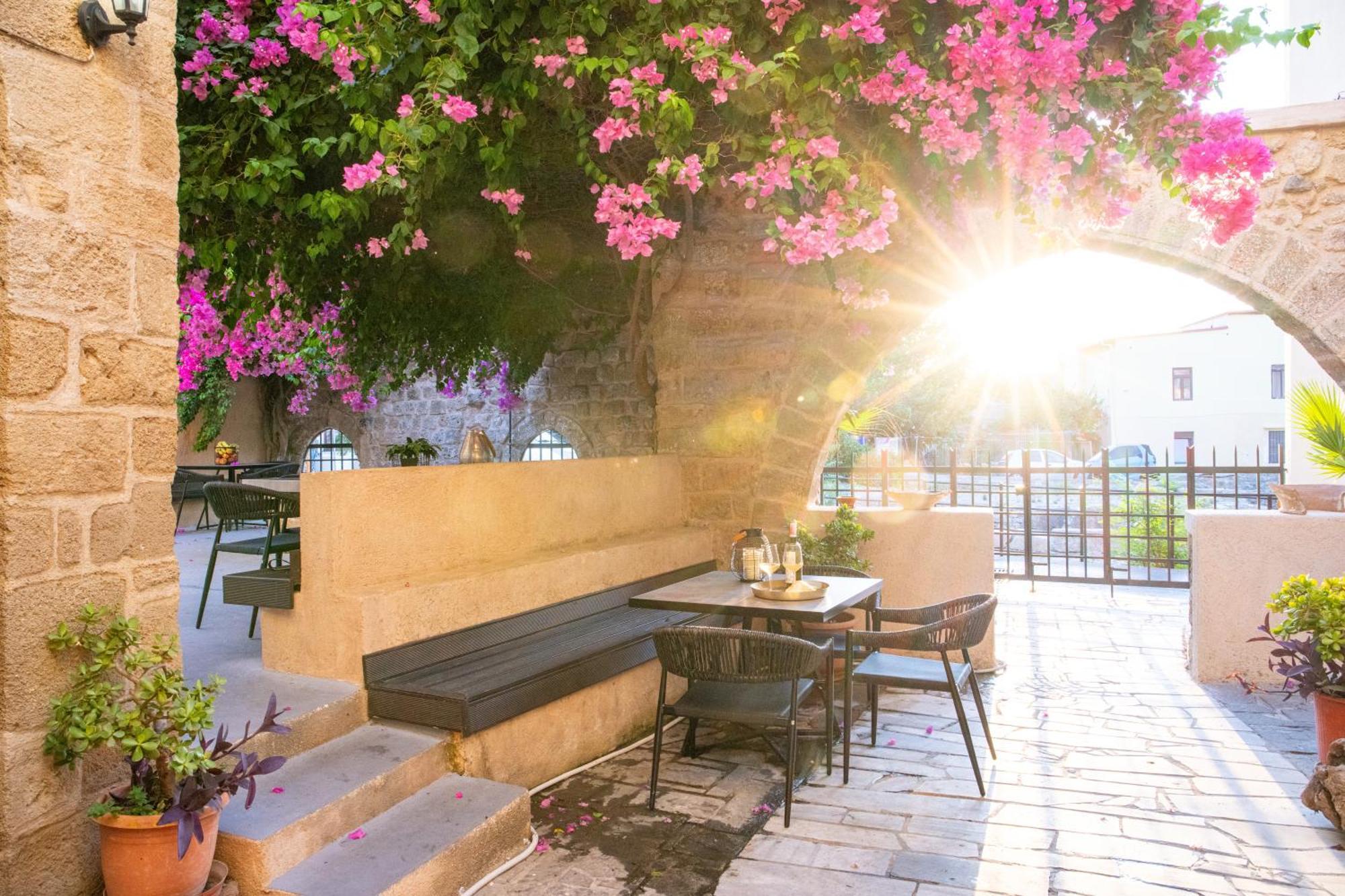 The Old Town House Apartment Rhodes City ภายนอก รูปภาพ