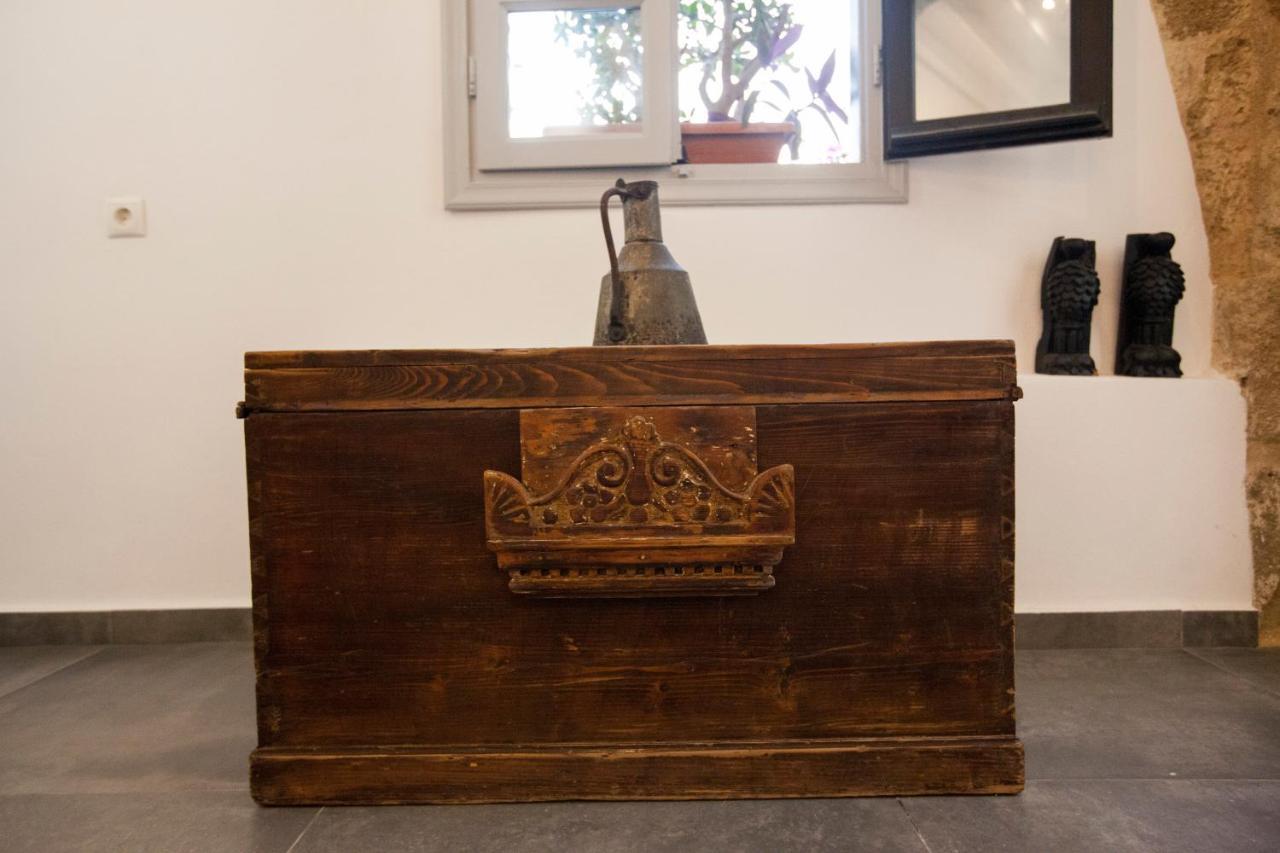 The Old Town House Apartment Rhodes City ภายนอก รูปภาพ