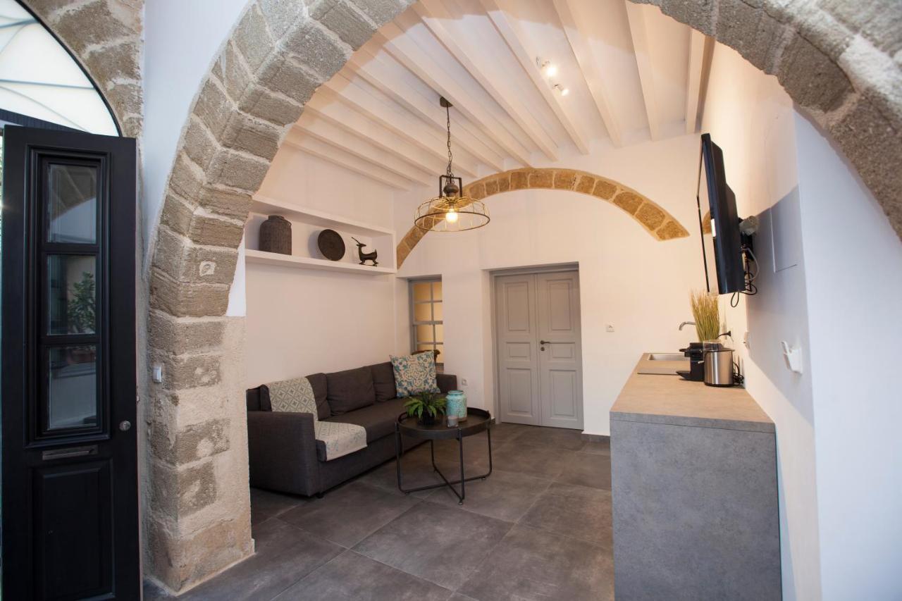 The Old Town House Apartment Rhodes City ภายนอก รูปภาพ